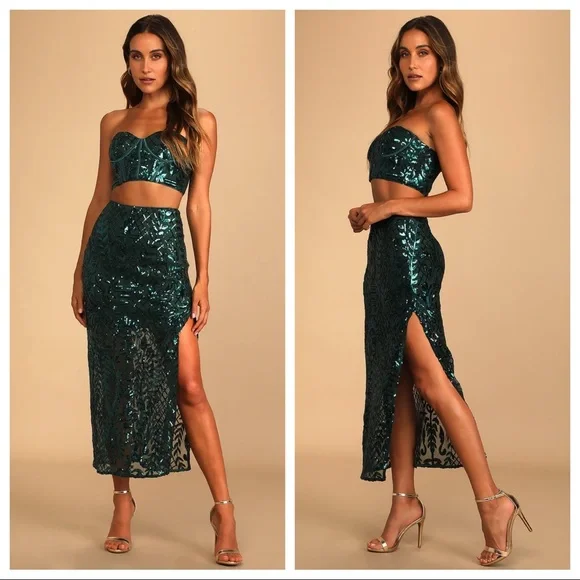 Lulus | Dresses | Nwot Lulus Stunning Impression Emerald Green Sequin  Twopiece Midi Dress | Poshmark